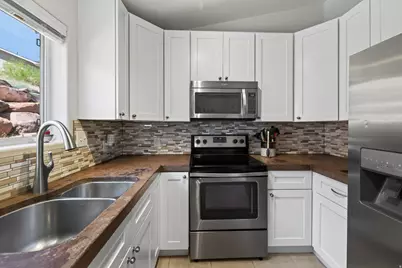 495 Doc Allen Dr, Moab, UT 84532 - Photo 9