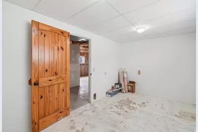 5878 S 5100 W, Hooper, UT 84315 - Photo 27