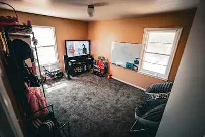 713 S Robins Ave E, Ogden, UT 84404 - Photo 11