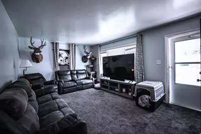713 S Robins Ave E, Ogden, UT 84404 - Photo 3