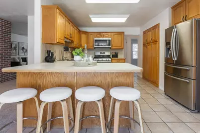 1360 N Nola Dr E, Centerville, UT 84014 - Photo 15