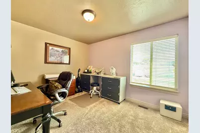 451 W 2800 S, Vernal, UT 84078 - Photo 23