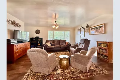 451 W 2800 S, Vernal, UT 84078 - Photo 11