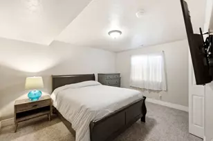7334 W New Sycamore Dr, West Jordan, UT 84081 - Photo 77