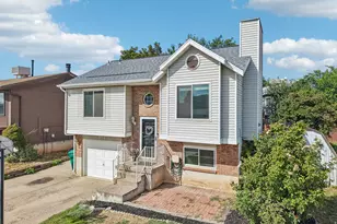 1114 W 2525 N, Layton, UT 84041 - Photo 1