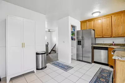 1114 W 2525 N, Layton, UT 84041 - Photo 5