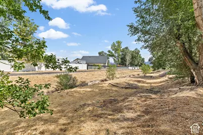 3532 W Winding Creek Cv S, Riverton, UT 84065 - Photo 33