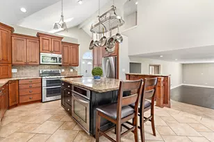 3532 W Winding Creek Cv W, Riverton, UT 84065 - Photo 11