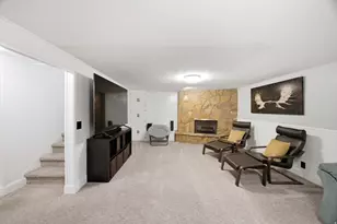 460 N 300 E, Logan, UT 84321 - Photo 21