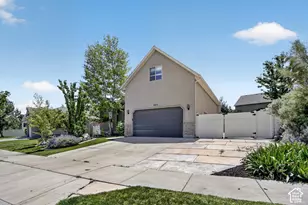 5853 Whisper Rose Dr S, Herriman, UT 84096 - Photo 5