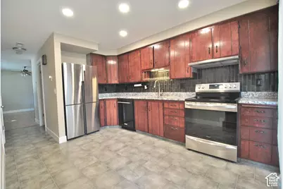 1010 N 250 W, Logan, UT 84341 - Photo 7