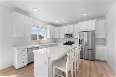 3289 N Pronghorn Dr, Eagle Mountain, UT 84005 - Photo 11