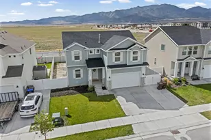 3289 N Pronghorn Dr, Eagle Mountain, UT 84005 - Photo 45