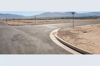 3245 W 800 N #10, Cedar City, UT 84721 - Photo 11