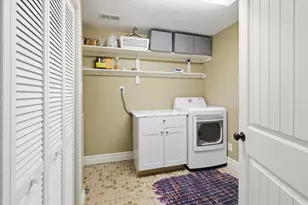 220 E 300 N, Hyde Park, UT 84318 - Photo 21