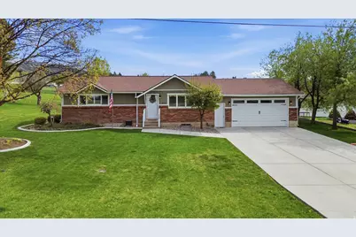 220 E 300 N, Hyde Park, UT 84318 - Photo 1