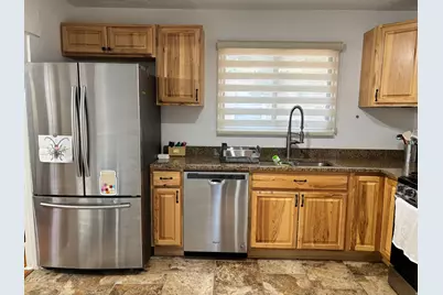 2555 S Iowa Ave E, Ogden, UT 84401 - Photo 3
