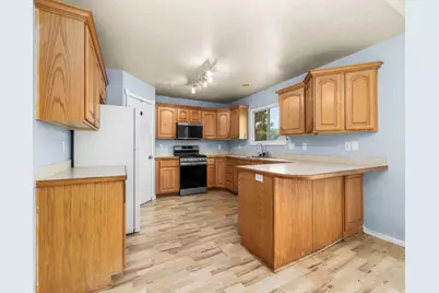 748 N 240 W, Santaquin, UT 84655 - Photo 7