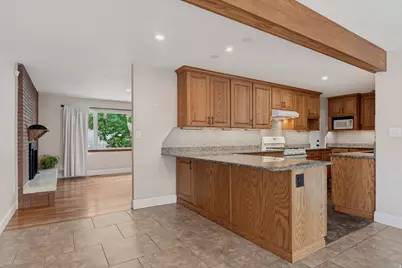 9297 S Sneddon Dr E, Sandy, UT 84070 - Photo 9