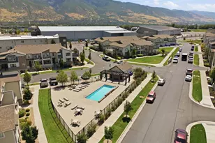 69 N Rio Grand Ave, Farmington, UT 84025 - Photo 7