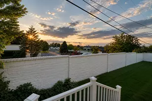 7116 S Ponderosa Dr, Cottonwood Heights, UT 84121 - Photo 9