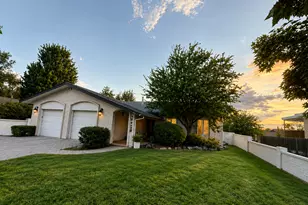 7116 S Ponderosa Dr, Cottonwood Heights, UT 84121 - Photo 5