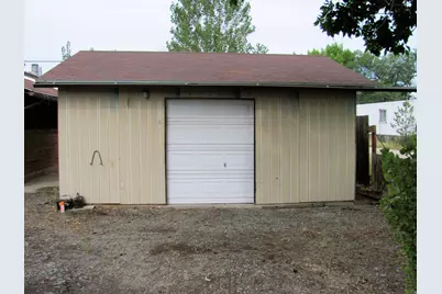 680 E 100 N, Wellington, UT 84542 - Photo 25