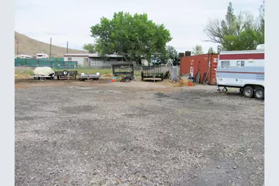 680 E 100 N, Wellington, UT 84542 - Photo 33