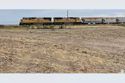 9177 W 900 S #5, Ogden, UT 84404 - Photo 3