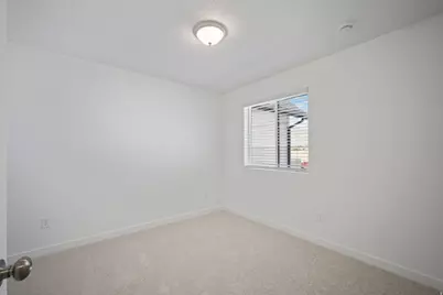 1703 W Viola Ln #3090, Saratoga Springs, UT 84045 - Photo 11