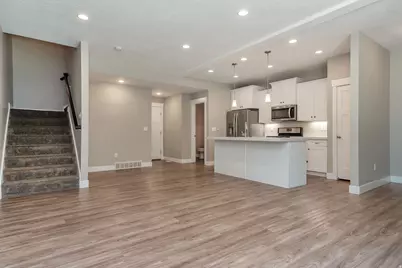 9293 S Fordham Ct E, Sandy, UT 84094 - Photo 3