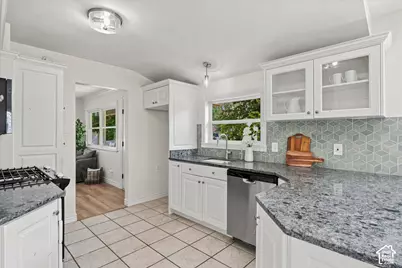 1411 E Woodland Ave S, Salt Lake City, UT 84106 - Photo 7