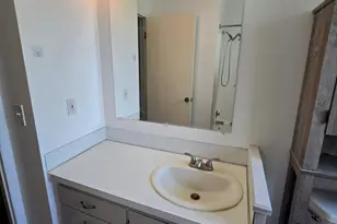 1273 N 400 E, Logan, UT 84341 - Photo 9