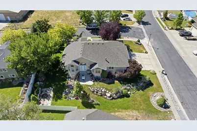 1832 N Olsen Way, West Bountiful, UT 84087 - Photo 25