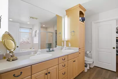 1832 N Olsen Way, West Bountiful, UT 84087 - Photo 9