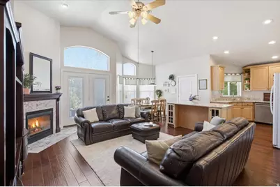1832 N Olsen Way, West Bountiful, UT 84087 - Photo 5