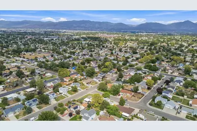 3972 S Latimer Dr W, West Valley, UT 84120 - Photo 45