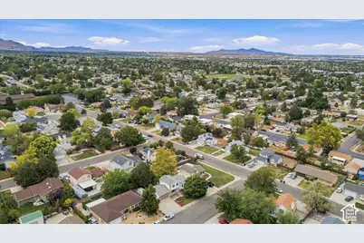 3972 S Latimer Dr W, West Valley, UT 84120 - Photo 45