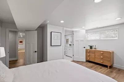 2607 E Nottingham Way, Salt Lake City, UT 84108 - Photo 33
