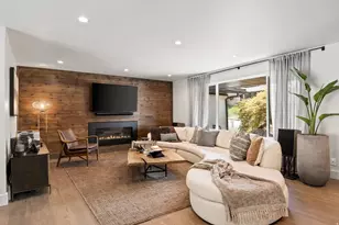 2607 E Nottingham Way, Salt Lake City, UT 84108 - Photo 3