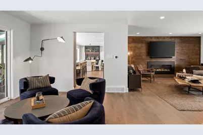 2607 E Nottingham Way, Salt Lake City, UT 84108 - Photo 9