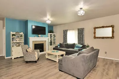 5427 W 4430 S, West Valley, UT 84120 - Photo 5
