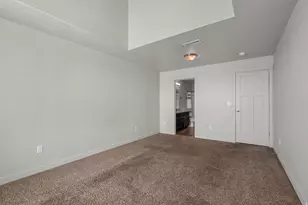 686 E 330 N, Vineyard, UT 84059 - Photo 17