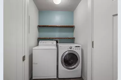 686 E 330 N, Vineyard, UT 84059 - Photo 23