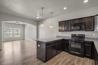 686 E 330 N, Vineyard, UT 84059 - Photo 13