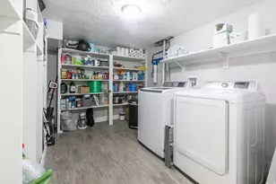 907 Maple St, Ogden, UT 84403 - Photo 31
