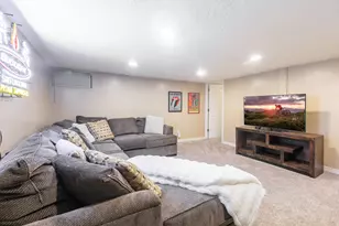 907 Maple St, Ogden, UT 84403 - Photo 27