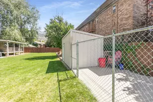 907 Maple St, Ogden, UT 84403 - Photo 35
