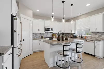 193 E Water Ln, Vineyard, UT 84059 - Photo 11