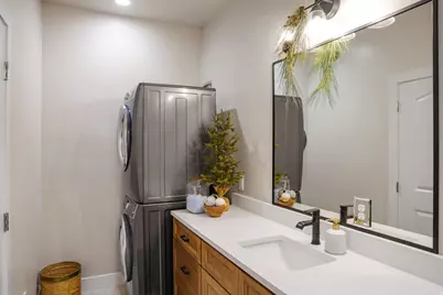 932 E Winchester Dr, Enoch, UT 84721 - Photo 35